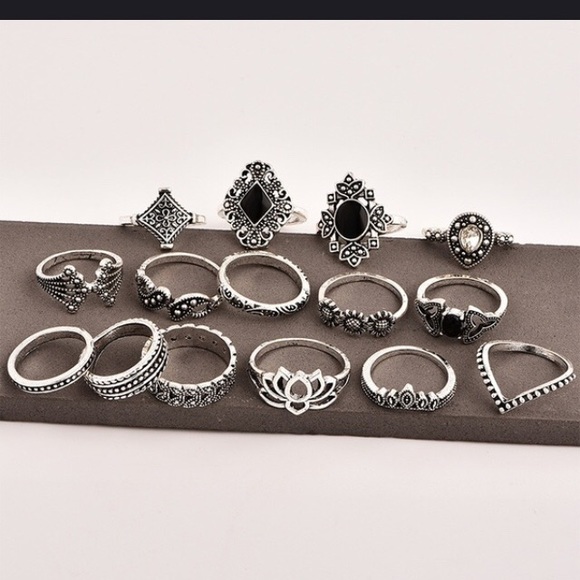 ❤️❤️❤️❤️❤️15 PIECE RING SET - Picture 5 of 8